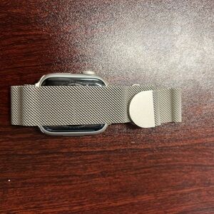 Apple Watch S7 GPS 41mm